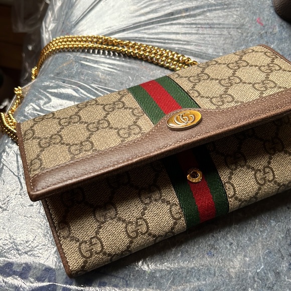 Gucci mini clutch with interchange link - Picture 3 of 3